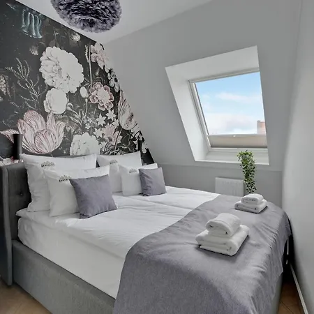 Tartaczna Center & Parking By Downtown Apartman *