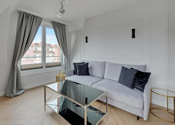 Tartaczna Center & Parking By Downtown Apartman *